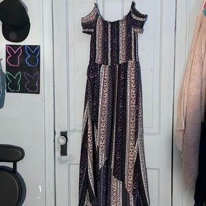 Long off the Shoulder dress from rue 12